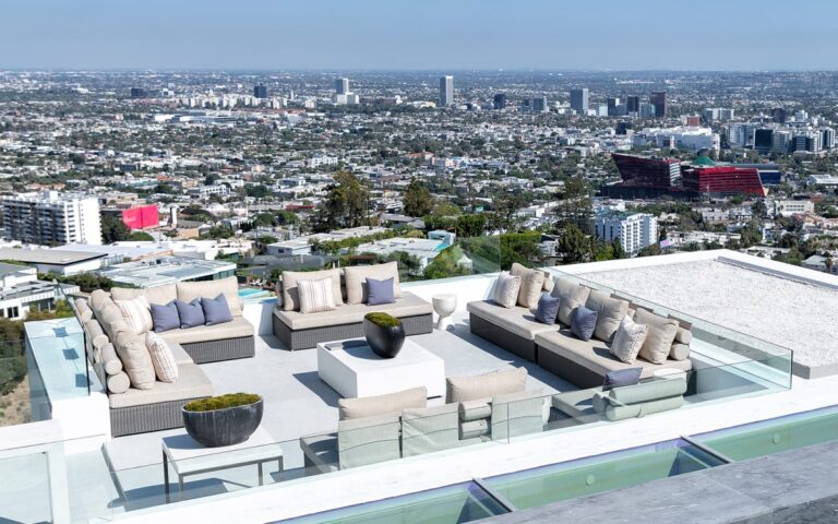 9150 Oriole Way offers Unobstructed Jetliner Views on Market for $24.9 Million