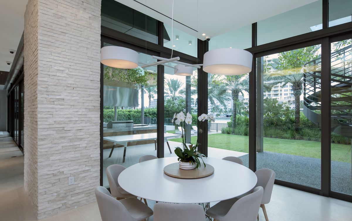 Bal-Bay-Residence-in-Bal-Harbour-Florida-by-KZ-Architecture-3