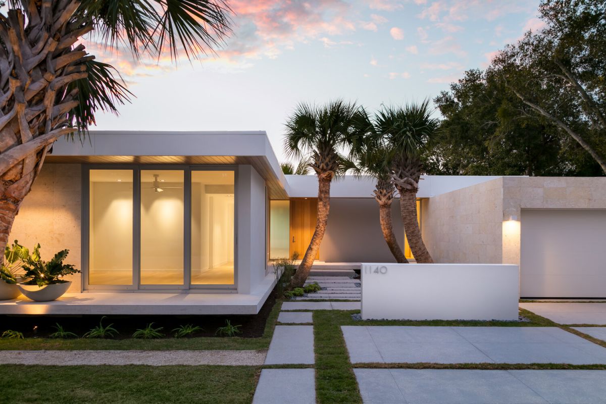 Citrus-Avenue-Contemporary-Home-in-Sarasota-by-Leader-Design-Studio-2