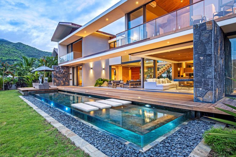 La Balise House in Mauritius Island by Bloc Architects