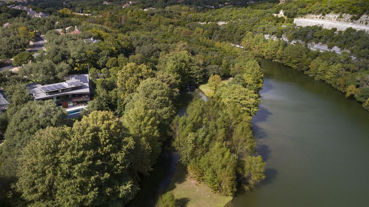 Lakeview-residence-in-Austin-Texas-by-A-Parallel-Architecture-7