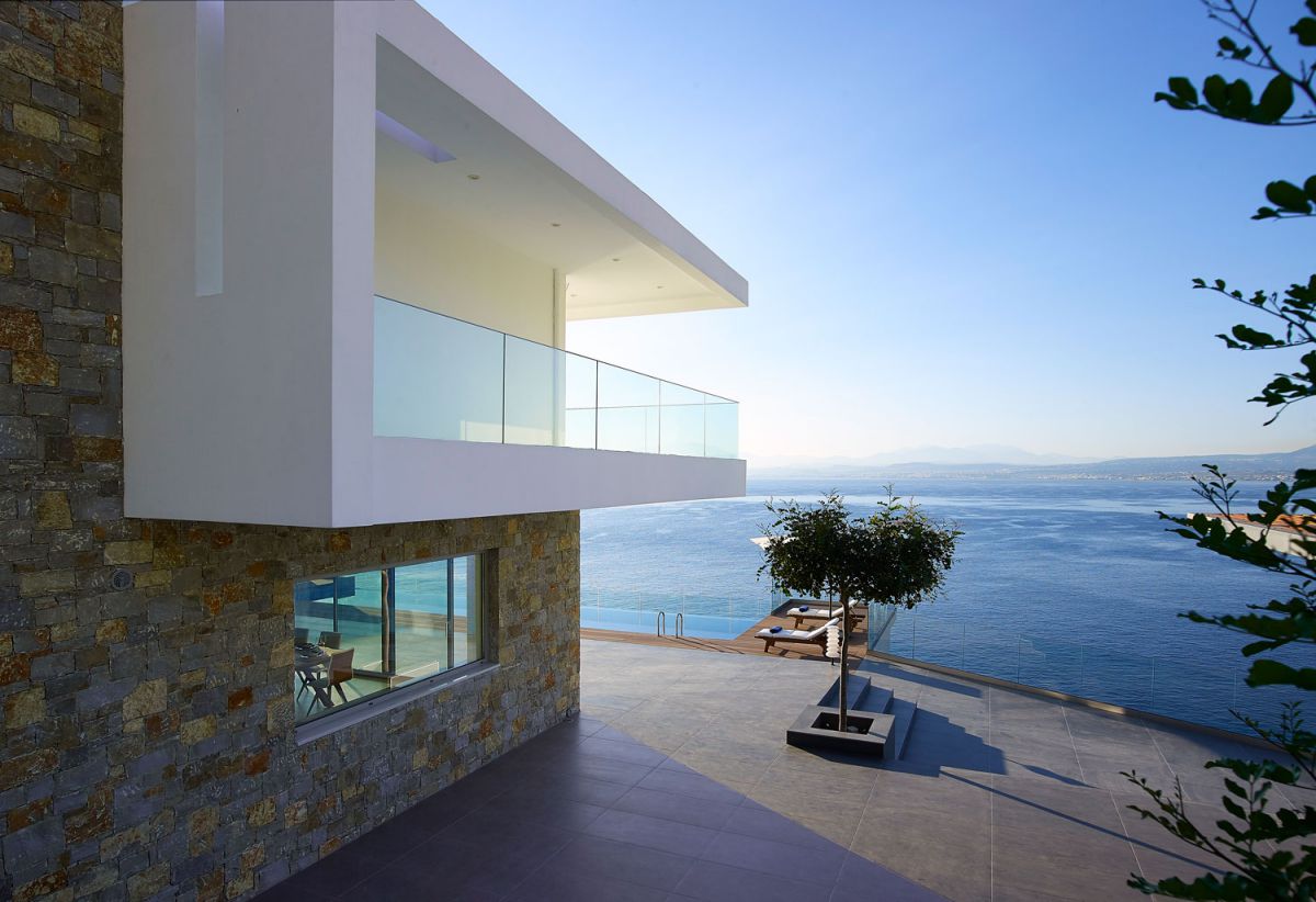 Private-Villa-on-the-Edge-Greece-by-Cube-Concept-Architects-8