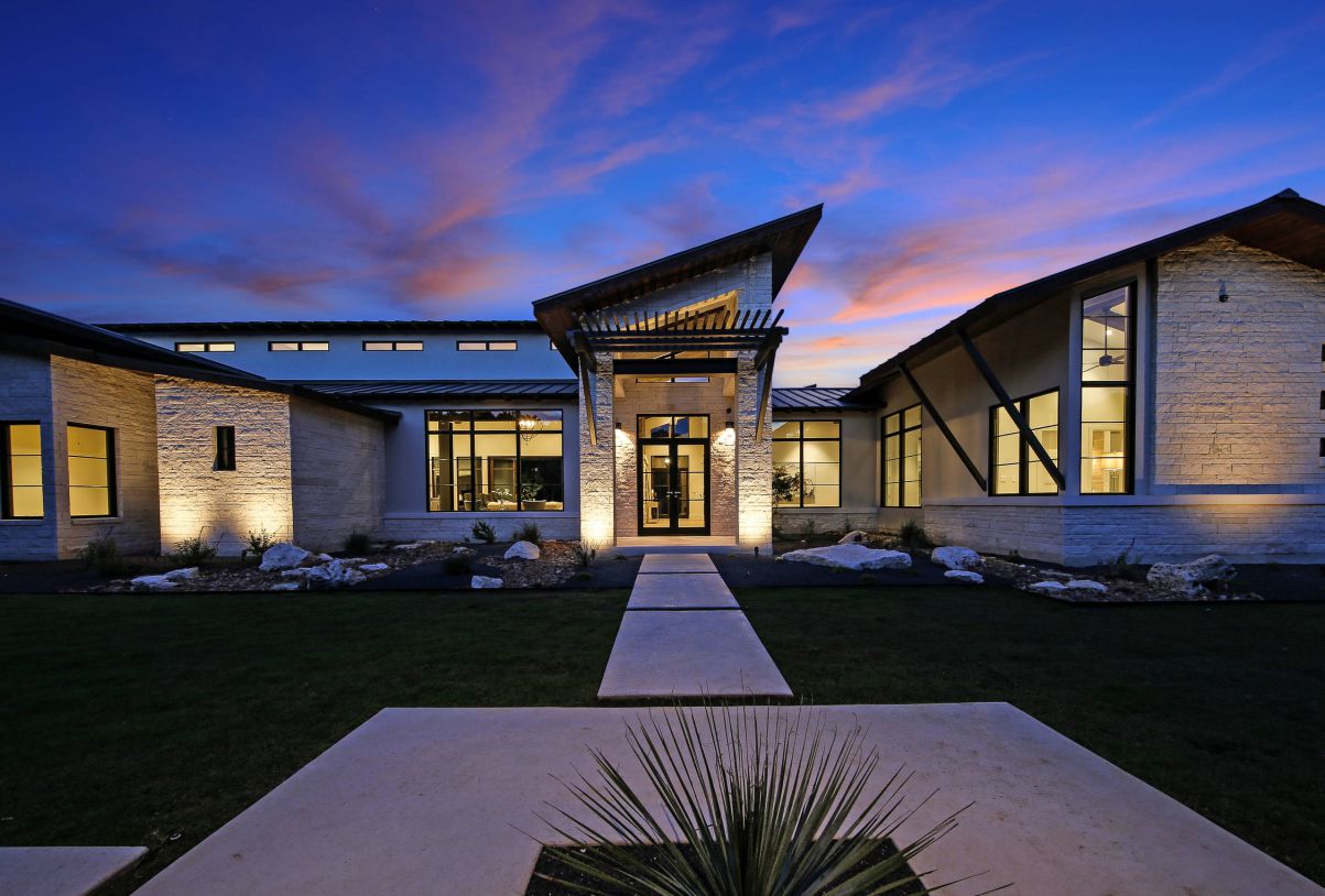 Sendero-House-in-Austin-by-Oscar-E.-Flores-Design-Studio-18