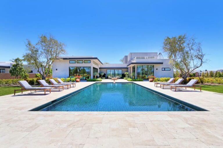San Diego’s Carmel Valley Modern Home on Market for 4.6 Million