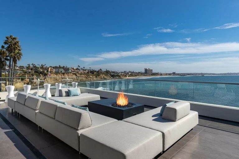 La Jolla Contemporary Masterpiece with Incomparable Ocean Views