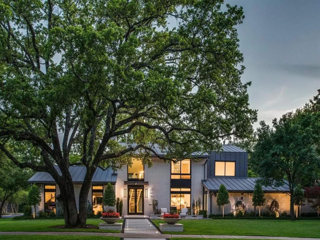 Architecturally Significant Modern Home in Dallas, texas