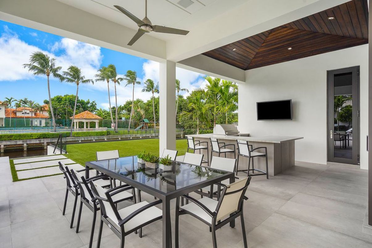 Coconut-Palm-Residence-in-Boca-Raton-by-John-D-Conway-Architect-Inc-24