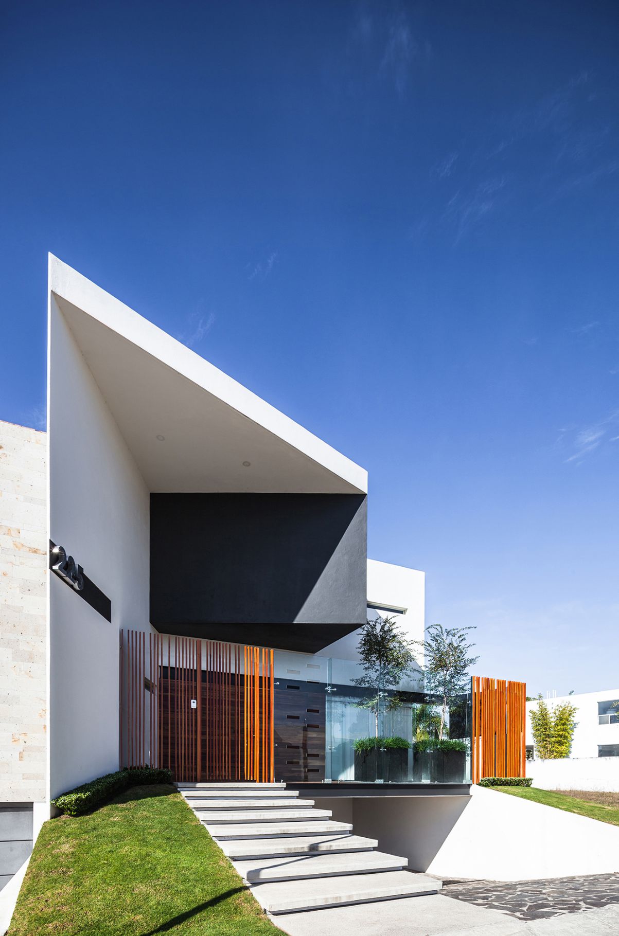 House-225-in-Jalisco-Mexico-by-21-Arquitectos-10