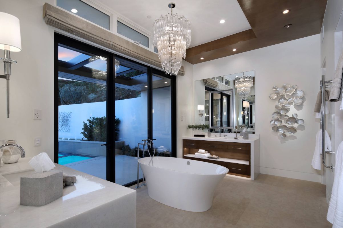 Malabar-Contemporary-Home-in-Newport-Beach-by-Brandon-Archit-36