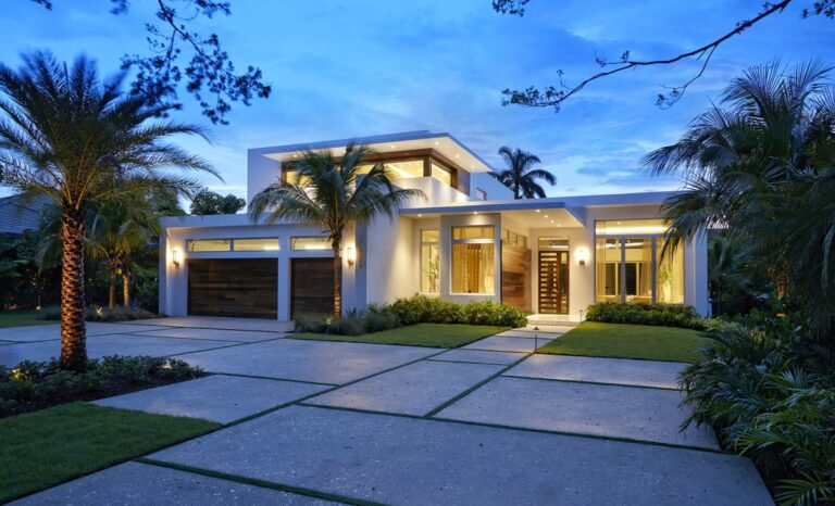 Modern Home in Naples, Florida by In-Site Design Group LLC
