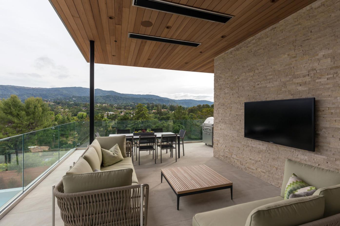 Ruth-Residence-in-Los-Altos-Hills-by-M.-Designs-Architects-6