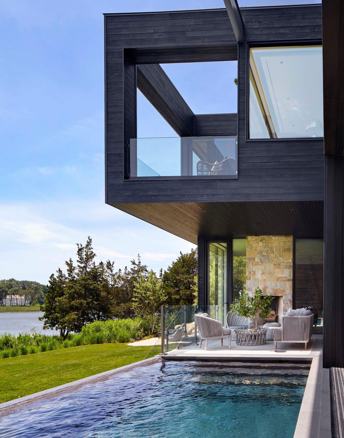 South-Harbor-Residence-in-New-York-by-Blaze-Makoid-Architecture-15
