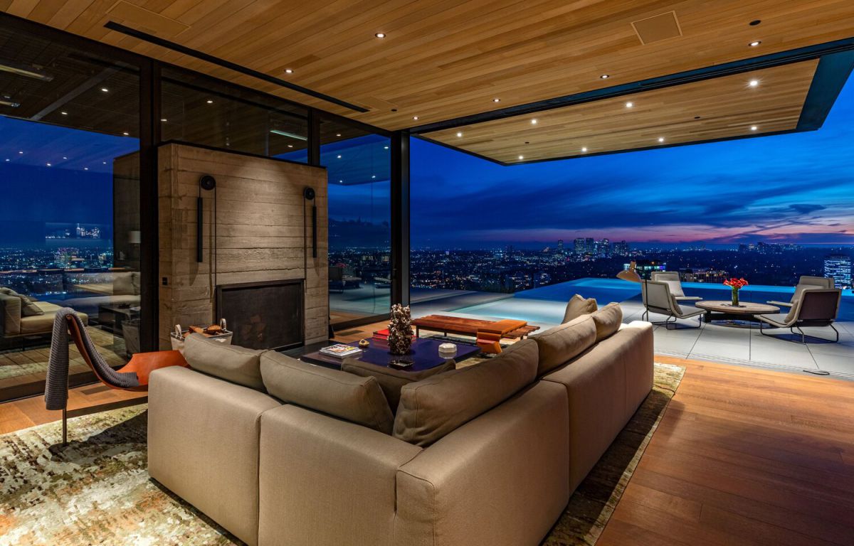 1301 Collingwood Place The Bond House of the Future for Sale at 62M