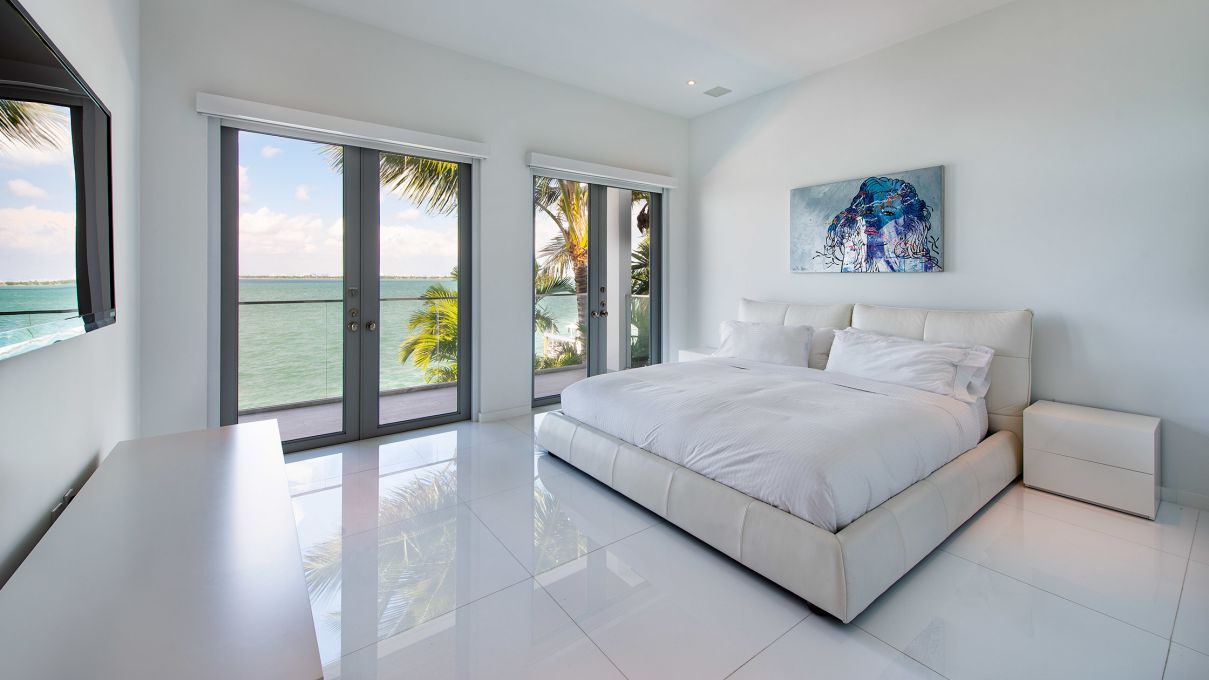 1337-N-Venetian-Way-Miami-Beach-FL-19