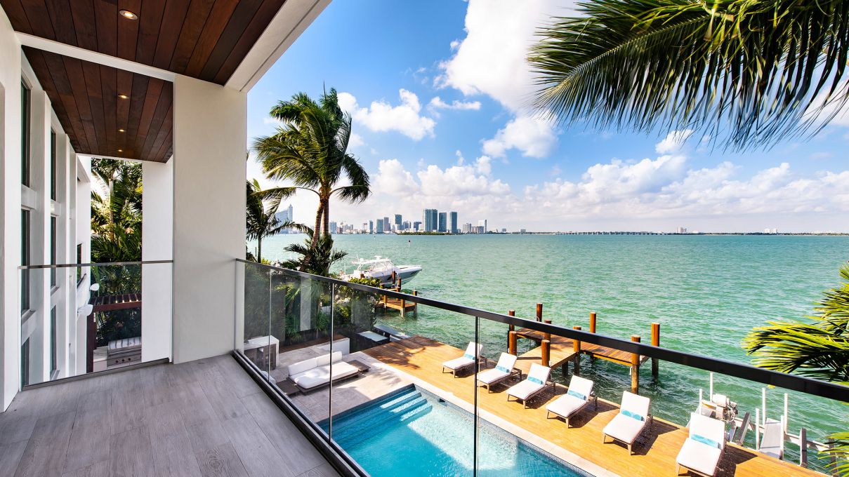 1337-N-Venetian-Way-Miami-Beach-FL-22