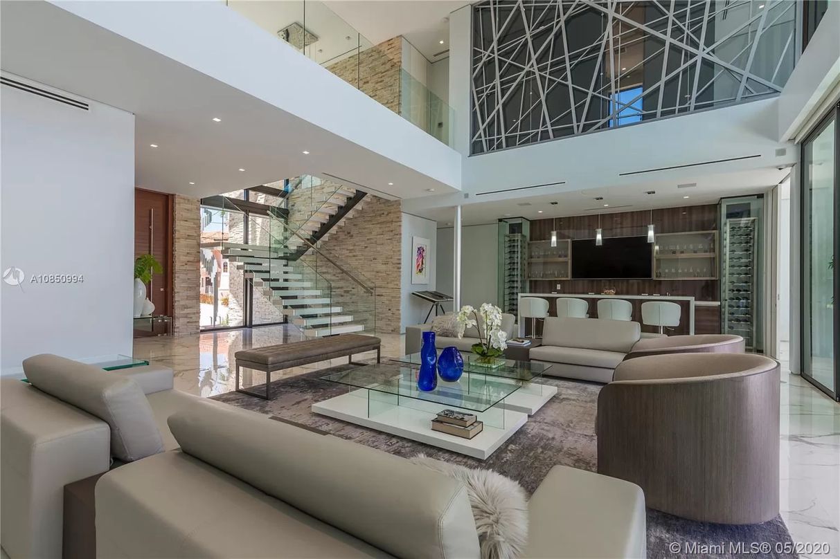 North Miami Beach Ultra Modern Waterfront Home lists for $4.9 Million