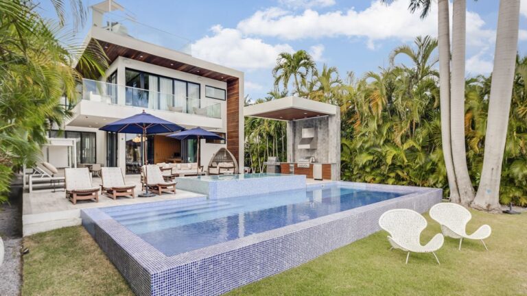 Stunning Dilido Tropical Modern Home in Miami Beach for Sale at $9.9 Million
