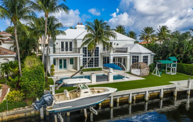 401 Coconut Palm Road - A Brilliant Waterfront Estate for Sale $6M