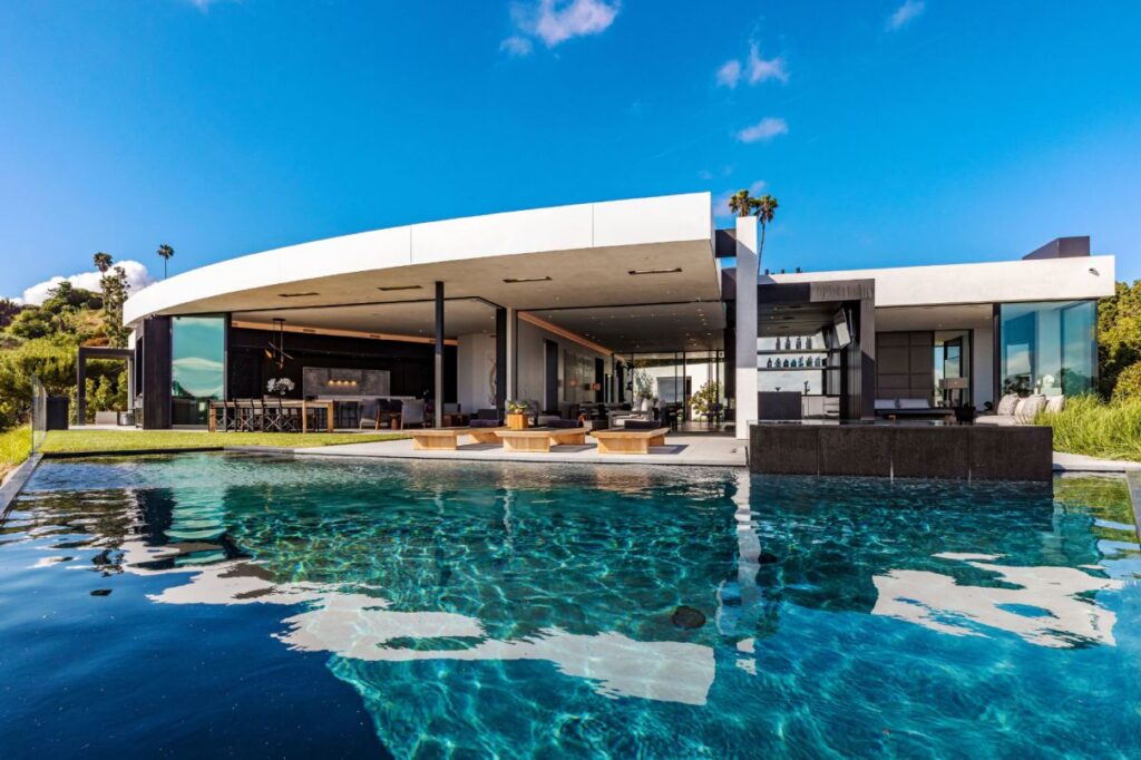 514 Chalette Drive - New Iconic Modern Estate in Beverly Hills hits Market