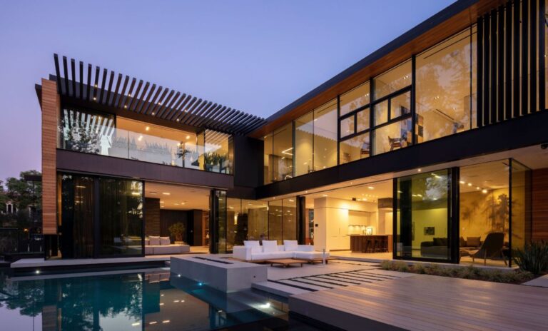 527 Palm Modern Estate in the heart of Beverly Hills for Sale at $18 Million