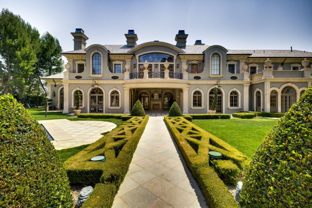 54 Beverly Park Way - Gorgeous Beverly Hills French Chateau for Rent