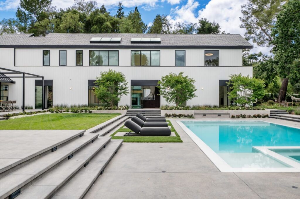 Hidden Hills Estate offers the Finest Elements for Sale