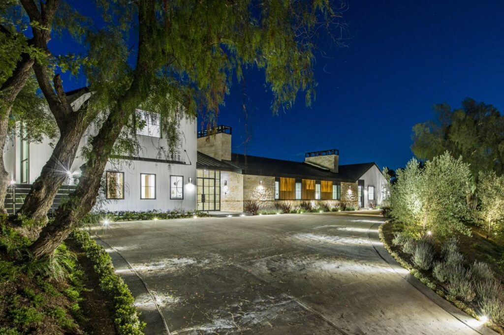 Hidden Hills Estate offers the Finest Elements for Sale 
