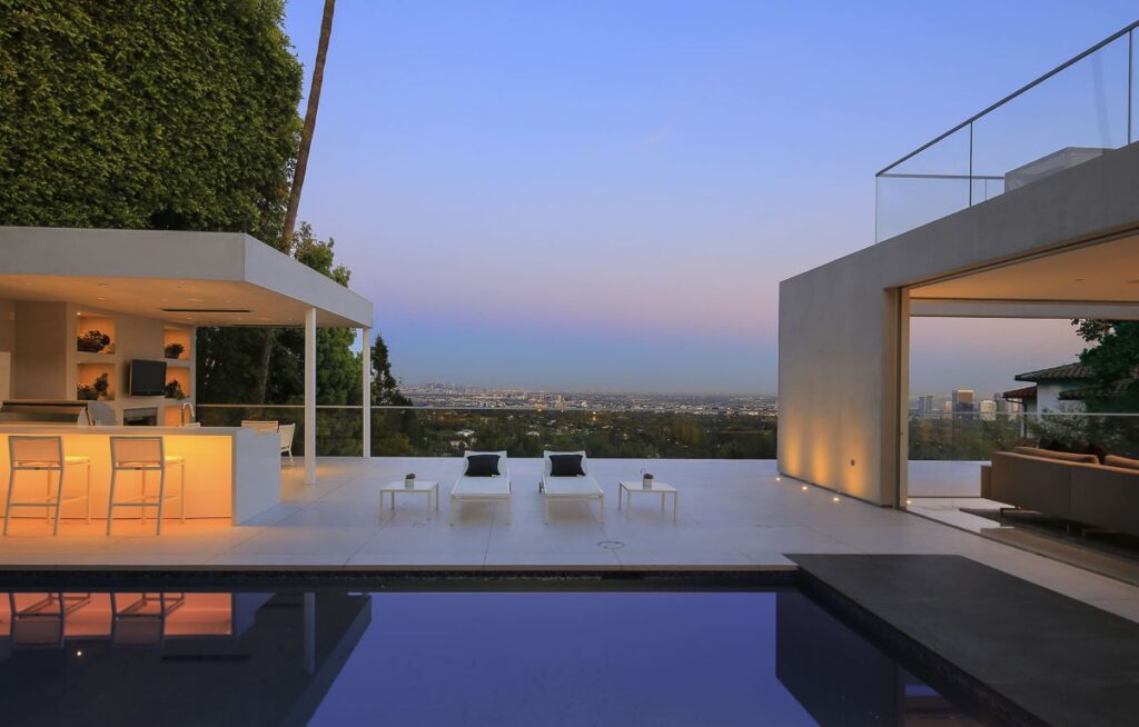 Angelo Drive Residence in Beverly Hills by Kovac Design Studio %
