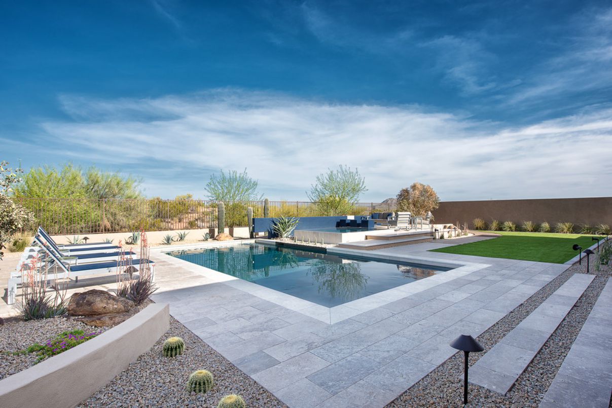 Contemporary-Pool-in-Scottsdale-Arizona-by-Premier-Paradise-10