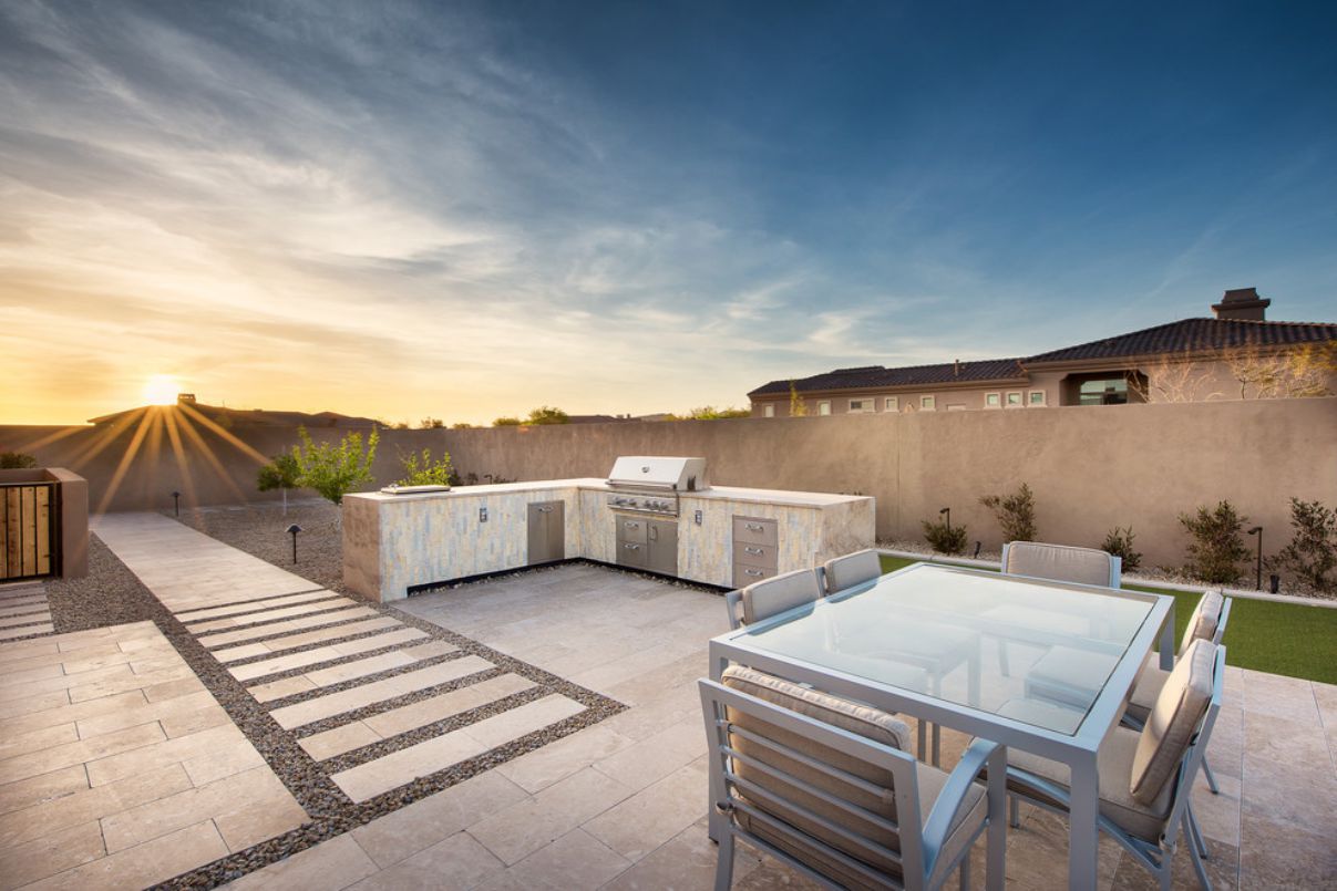 Contemporary-Pool-in-Scottsdale-Arizona-by-Premier-Paradise-3