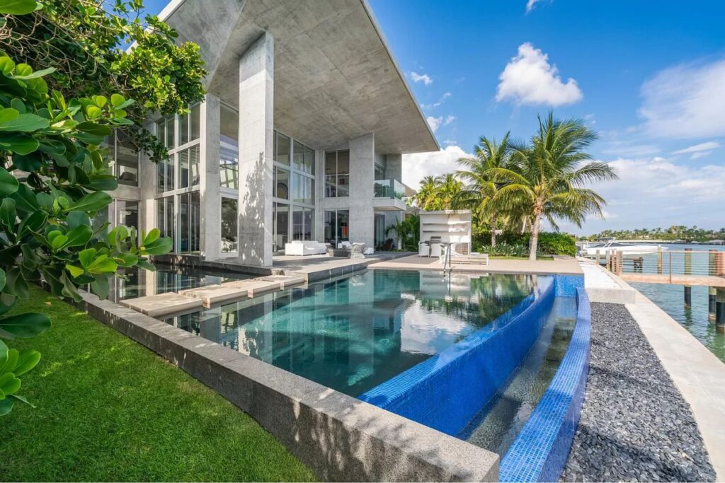 Dilido Architectural Modern Masterpiece in Miami Beach for Sale