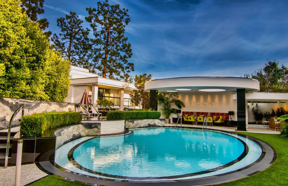 Exceptional-Beverly-Hills-Estate-1000-Elden-Way-28