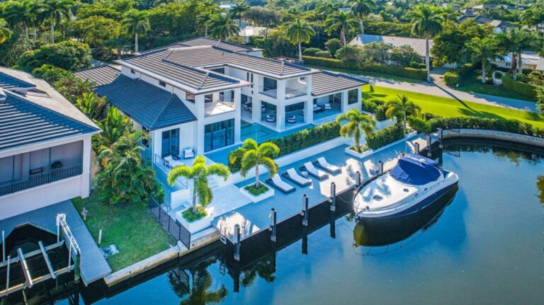 $8.2 Million Florida Mansion – The pinnacle of Aqualane Shores Living