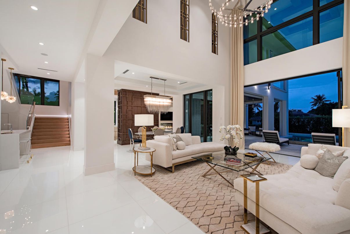 $8.2M Forrest Lane Residence - The pinnacle of Aqualane Shores living