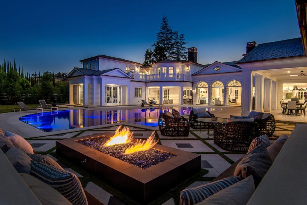 Gorgeous One-of-a-kind Jed Smith Estate in Hidden Hills for Sale
