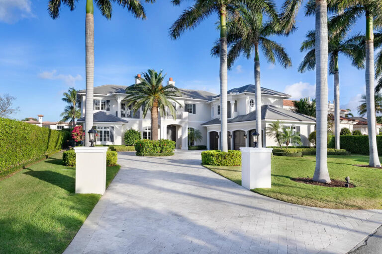 429 E Alexander Palm Rd – A Remarkable Waterfront Estate for Sale at $10.8 Million
