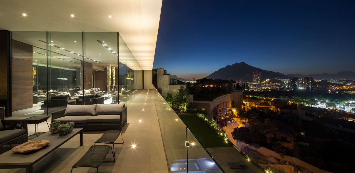 MT-House-in-Monterrey-Mexico-by-GLR-Architects-10