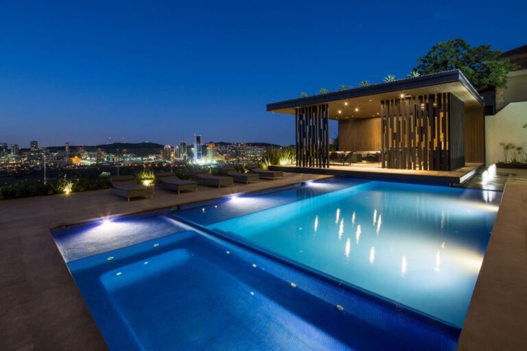 MT House in Monterrey, Mexico by GLR Architects