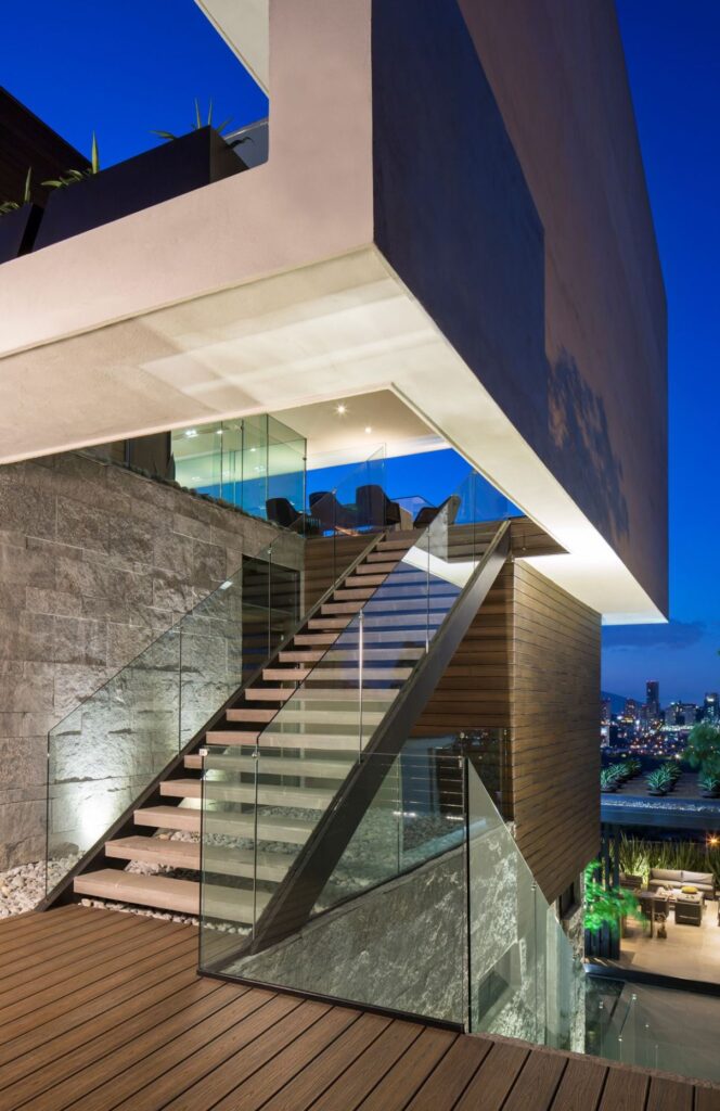 MT House in Monterrey, Mexico by GLR Architects