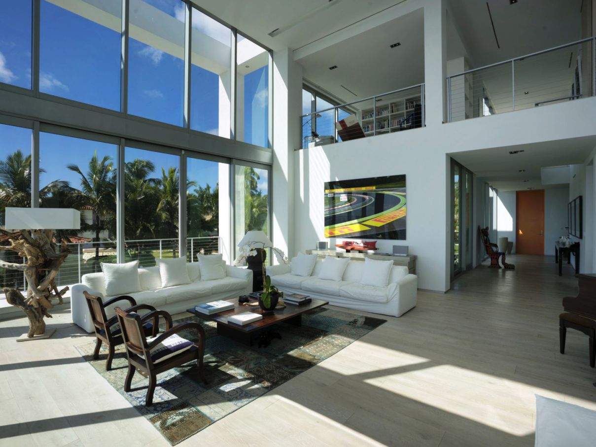 Matheson-Modern-Home-in-Miami-by-Kobi-Karp-Architecture-and-Interior-Design-1-11