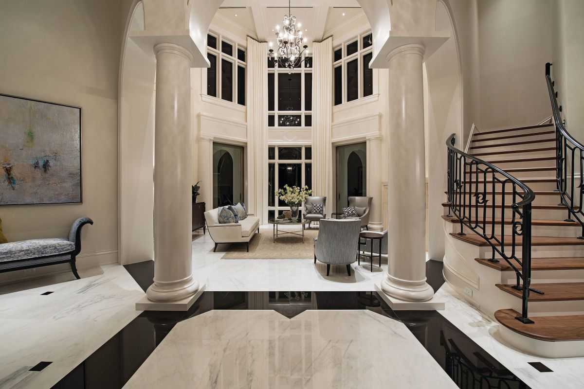 Nelsons-Walk-Residence-in-Naples-FL-by-Harrell-Company-Architects-2