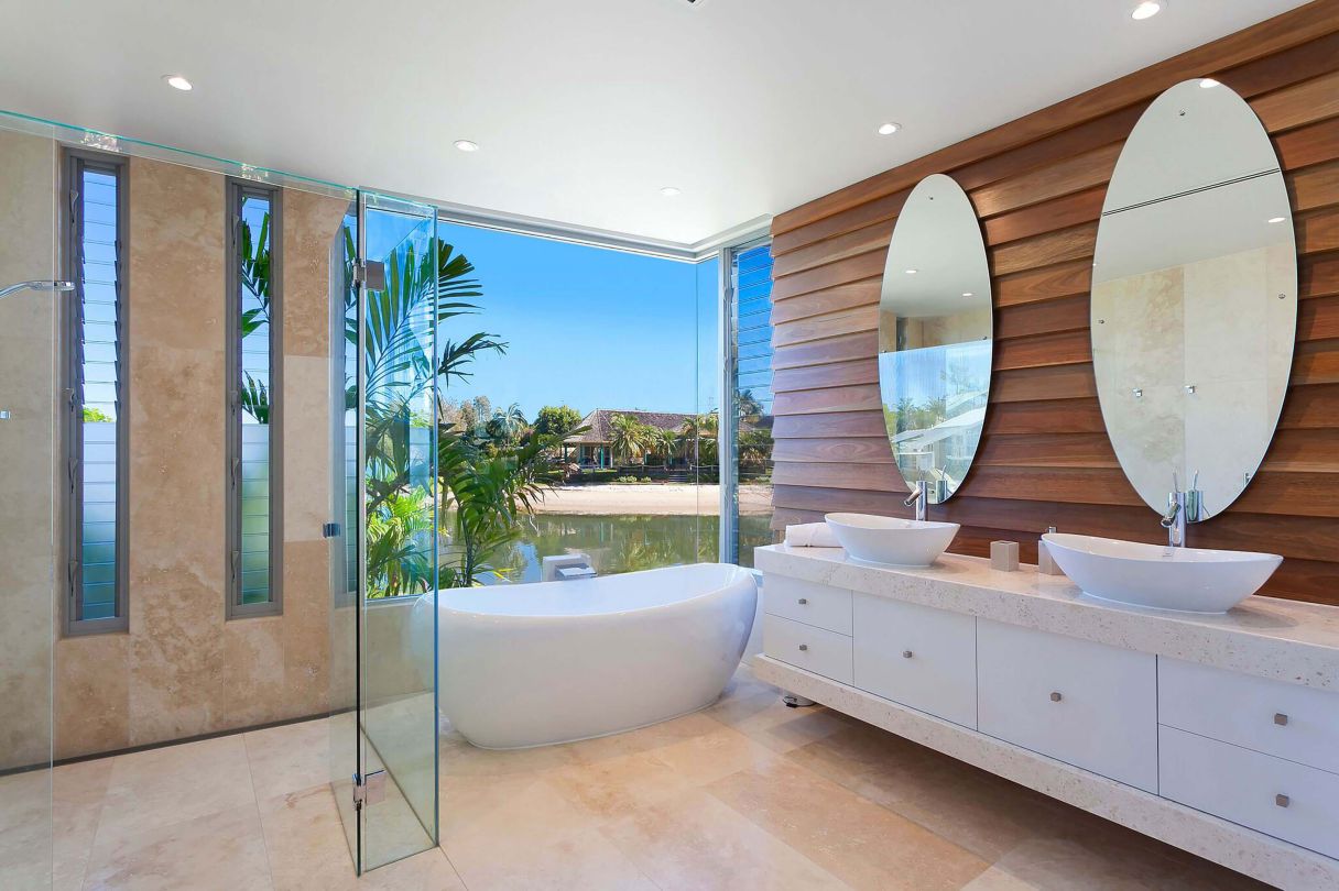 Noosa-Sound-Residence-in-Queensland-Australia-by-Paul-Clout-Design-10