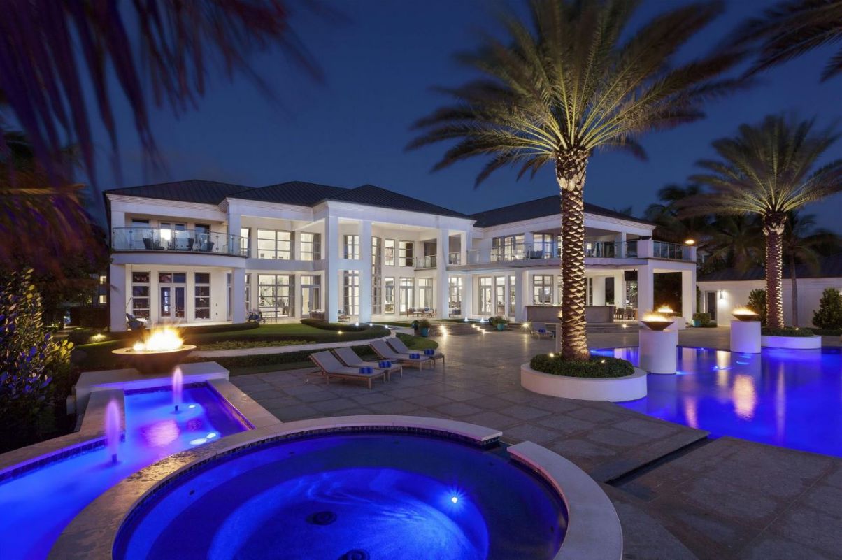 Ocean-Boulevard-Estate-in-Delray-Beach-FL-by-John-D-Conway-Architect-Inc-2