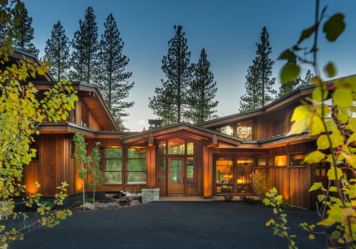 Residence-440-in-Martis-Camp-Truckee-by-Walton-Architecture-Engineering-1