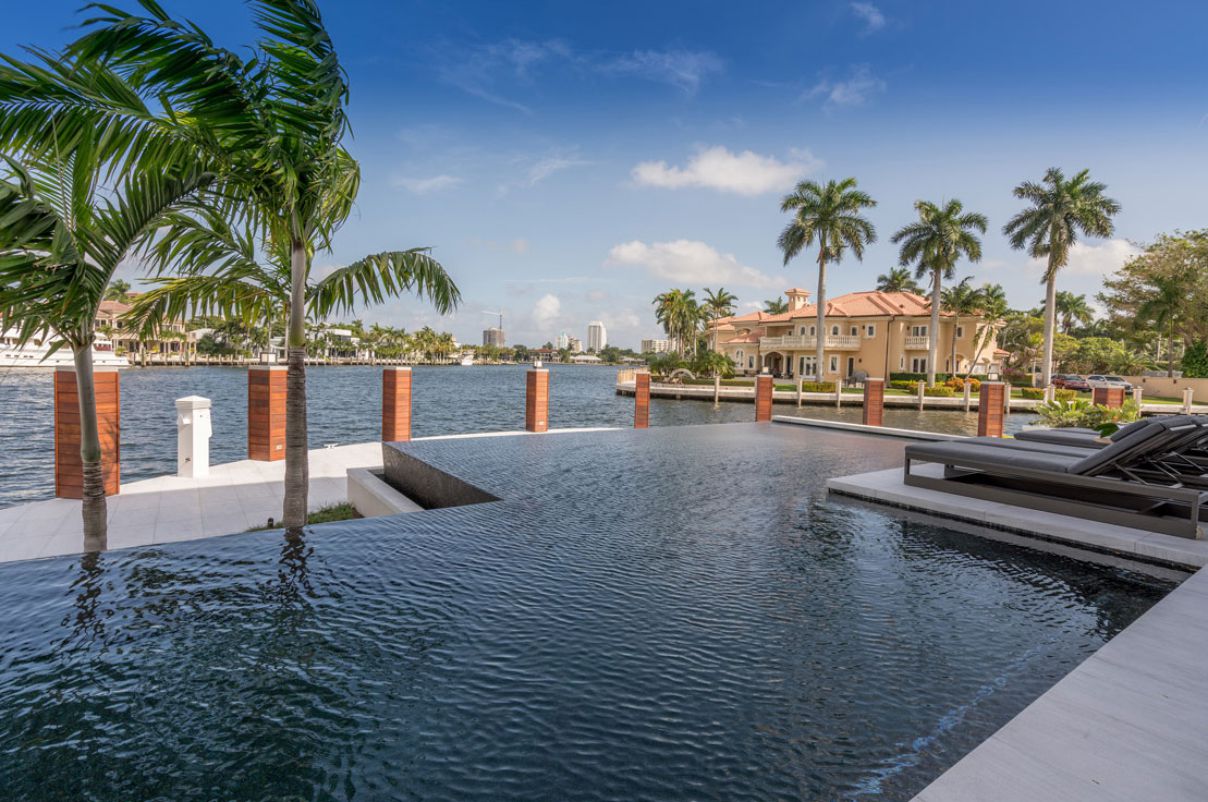 Royal-Palm-Residence-in-Fort-Lauderdale-by-Stofft-Cooney-Architects-18