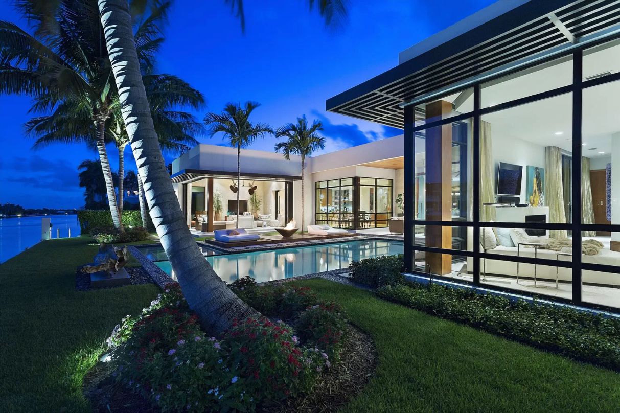 Spanish-River-Residence-in-Boca-Raton-Florida-by-Affiniti-Architects-2