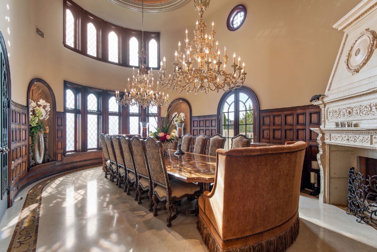 Spectacular-Classic-French-Chateau-in-Calabasas-CA-for-Sale-20