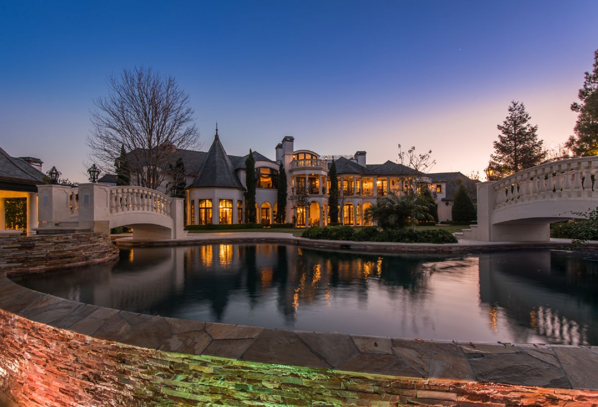 Spectacular-Classic-French-Chateau-in-Calabasas-CA-for-Sale-8