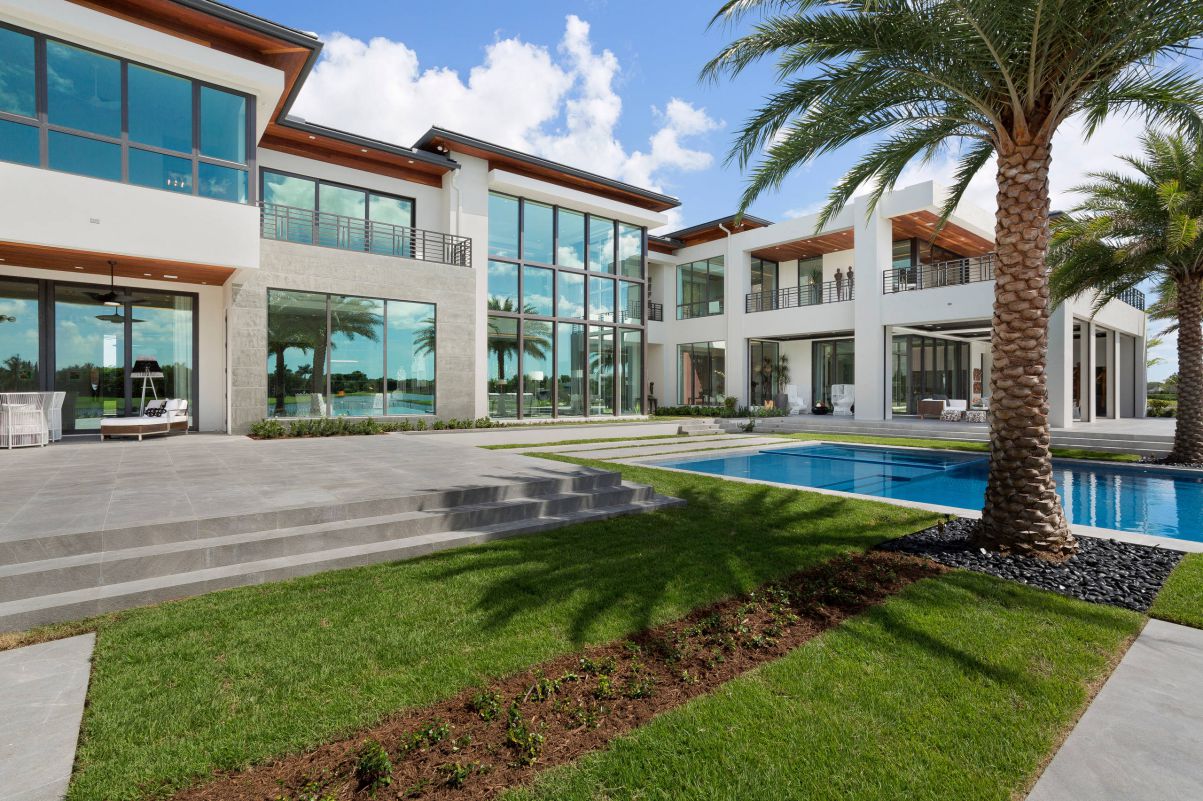 Stone-Creek-Ranch-Residence-in-Delray-Beach-Florida-by-Brenner-Architecture-2