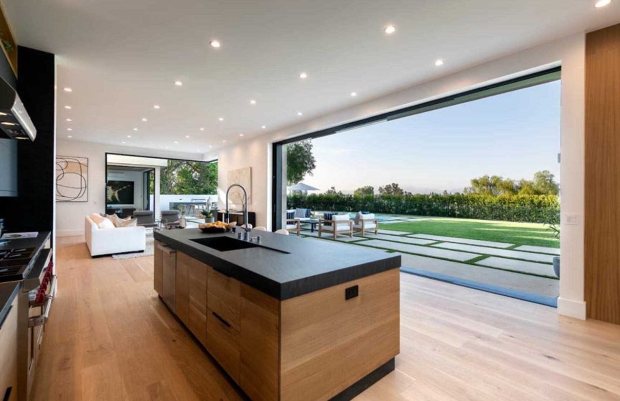 12-Million-Royal-Oak-Modern-Masterpiece-in-Encino-hit-the-Market-17